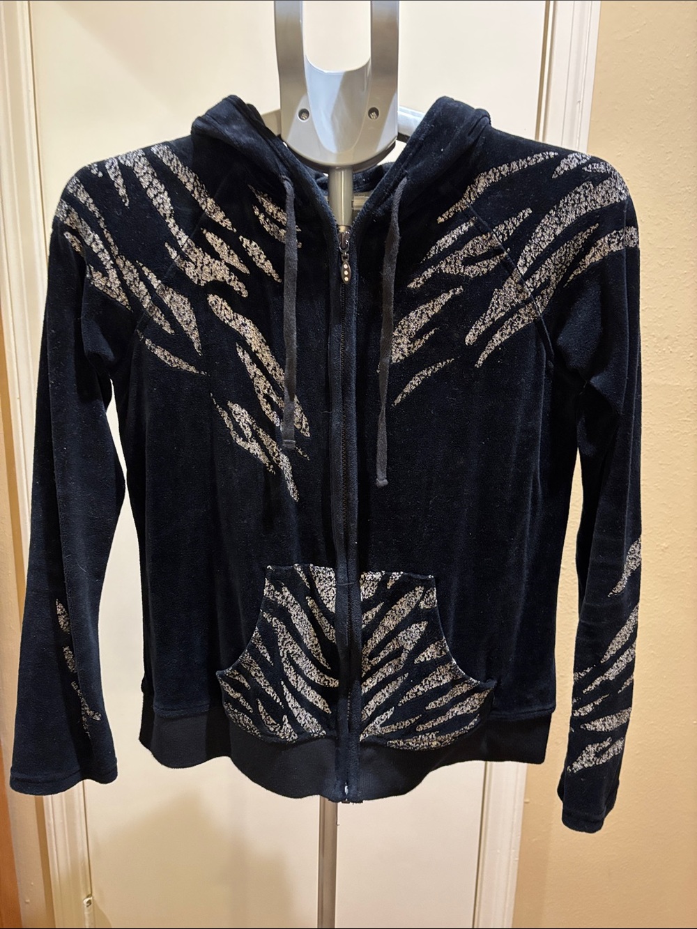Peck & Peck Black Hooded Zip Jacket with Silver Zebra Print